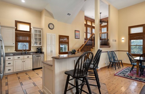 Nags Head House | Mi Casa, Su Casa: Dog Friendly& Enclosed Yard, Oceanside, Private Pool, Hot Tub
