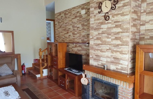 Puente Nuevo House | Mi Refugio W1515AS