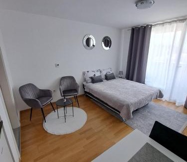Alipasin Most Apartment | Mia Apartment