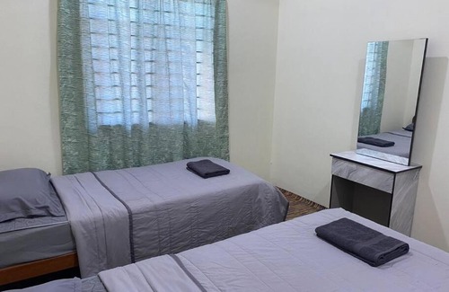 Kampong Raja House | MIA Guesthouse