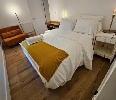Newington Apartment | Mia residence, Waterloo 4bed Room Apa