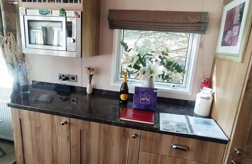 Morpeth Apartment | Mia's Place, Hot Tub, Pet Friendly Lodge