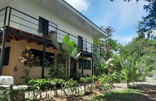 Puerto Jimenez House | Miah house