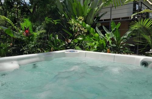 Puerto Jimenez House | Miah house