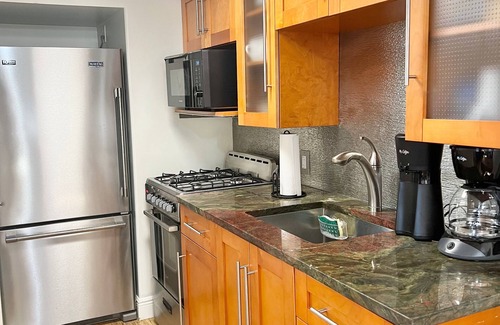 North Miami House | Miami Beach HomeStay