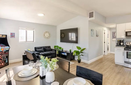 Gladeview House | Miami home very central, close to Wynwood/downtown/Little Havana/coconut grove