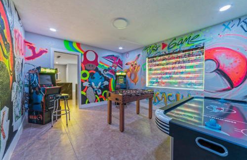 Miami Gardens House | Miami House Pool Game Room BBQ L24