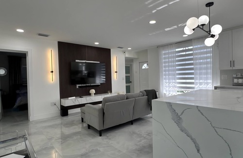 Miami Shores House | Miami Luxury Calm Haven 15min To City