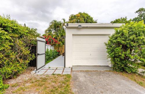 North Miami Beach Apartment | Miami North Beach
