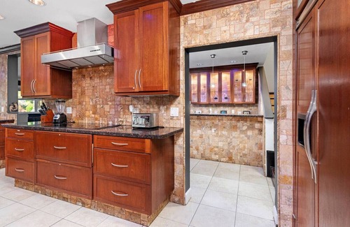North Miami Beach House | Miami Oasis: Pool/Theater/Games