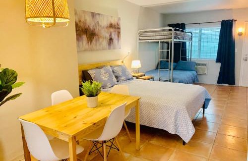 Flamingo/Lummus Apartment | Miami on the Beach Family Studio