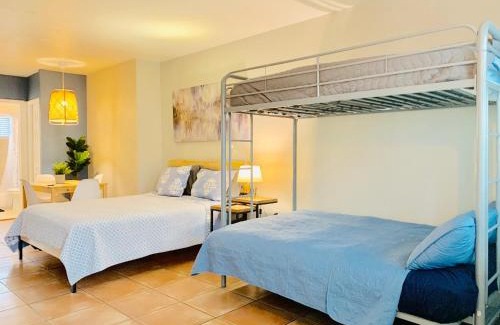 Flamingo/Lummus Apartment | Miami on the Beach Family Studio