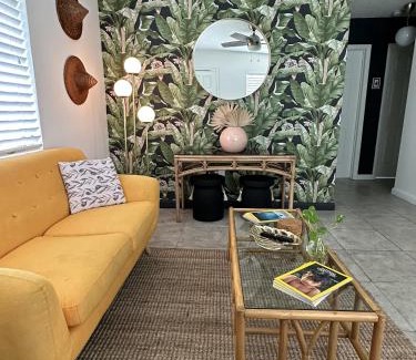 Coral Way House | Miami's Cozy Tropical Getaway