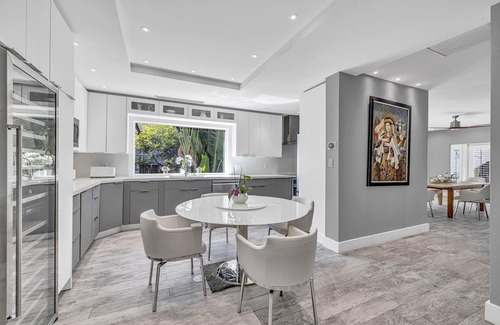 Coral Way House | Miami Sombra: Prime Location-Parkfront- Den-Gazebo