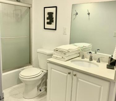 Sunny Isles Beach Apartment | Miami Sunny Isles ocean reserve 704