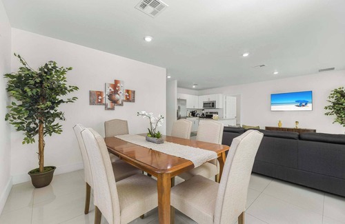 Coral Way House | Miami Urban Oasis | 4BR + Pool & Parking