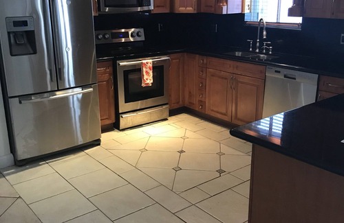 Hialeah Gardens House | MIAMI VACATIONAL 20122 4BED-2BATH