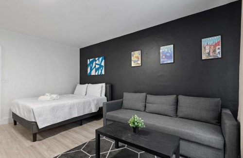 North Beach Apartment | Miami Vibes 1BR Oceanfront 6 Guests