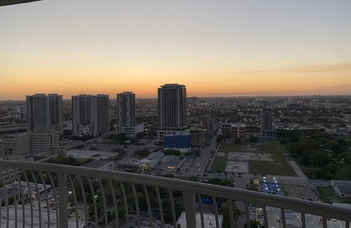 Edgewater Condo | Miami Vice