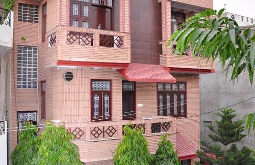 Malviya Nagar House | Michael's Homestay