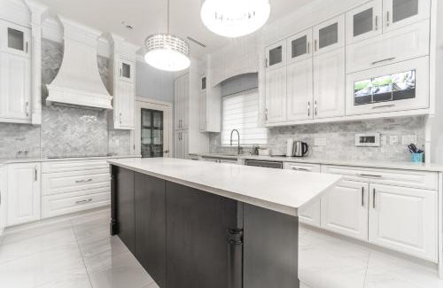 Guildford House | Michael's Lodge
