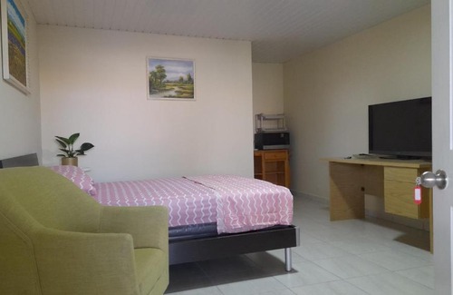 Wayaka Apartment | Michael's place