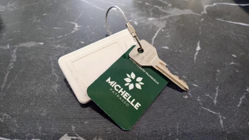 Patras Apartment | MICHELLE PATRASSO - Quiet & comfortable apartment in Patras with free parking