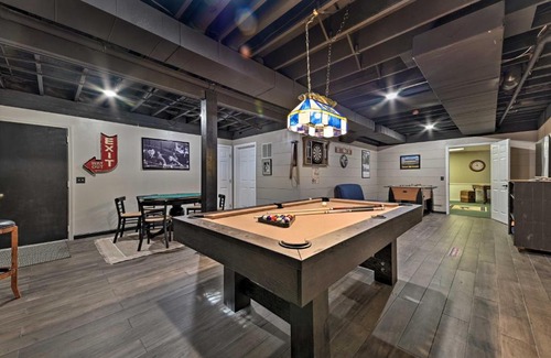 Michaywe Villa | Michigan Golf Course Retreat with Gameroom and Hot tub