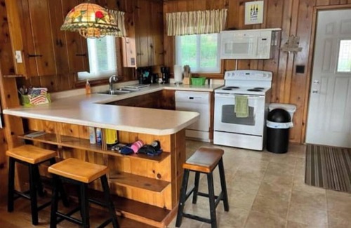 Reading House | Michigan Lakefront House