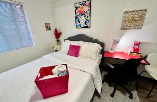University District Apartment | Micro Studio Apartment 10 Minutes Walk To University of Washington