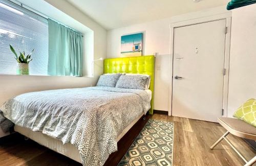 University District Apartment | Micro Studio Apartment 10 Minutes Walk to University of Washington