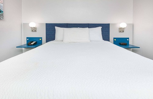 Sprague Hotel | Microtel Inn by Wyndham Beckley