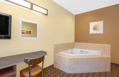 Harrisonburg Hotel | Microtel Inn & Suites by Wyndham Harrisonburg