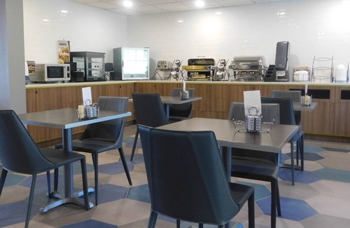 Triadelphia Hotel | Microtel Inn & Suites by Wyndham Wheeling at Highlands