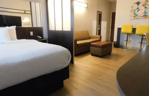 Triadelphia Hotel | Microtel Inn & Suites by Wyndham Wheeling at Highlands