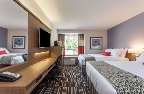 Kitimat Hotel | Microtel Inn & Suites by Wyndham Kitimat