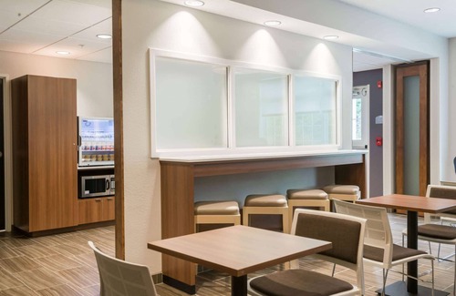 Altoona Hotel | Microtel Inn & Suites By Wyndham Altoona