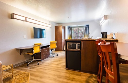Cheyenne Hotel | Microtel Inn & Suites by Wyndham Cheyenne