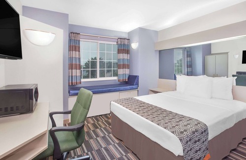 Appleton Hotel | Microtel Inn & Suites by Wyndham Appleton