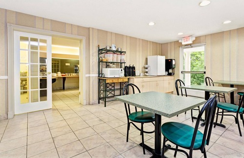 Florence Hotel | Microtel Inn & Suites by Wyndham Florence/Cincinnati Airport