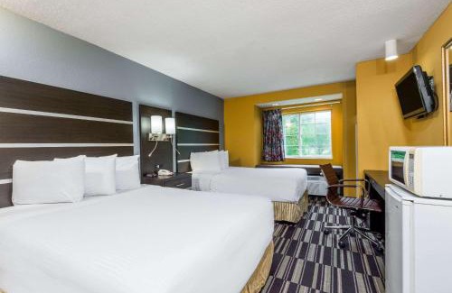 Riverside Hotel | Microtel Inn & Suites by Wyndham Riverside