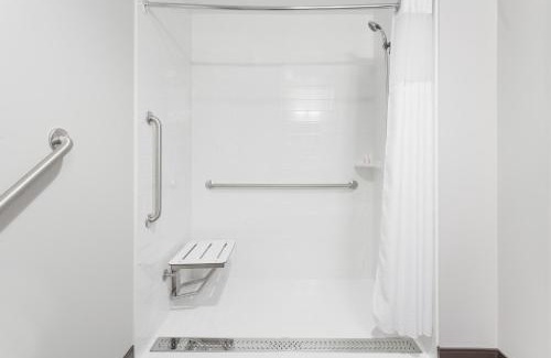 Timiskaming District Hotel | Microtel Inn & Suites by Wyndham Kirkland Lake