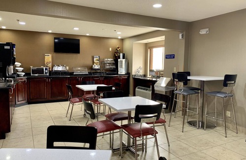 South Charleston Hotel | Microtel Inn & Suites by Wyndham Charleston WV