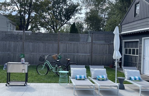 Hudson Cottage | Mid- Century cottage, Outdoor Oasis