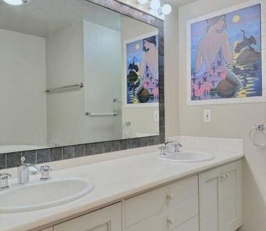 South Addition House | Mid-Century Gem by Local Artist