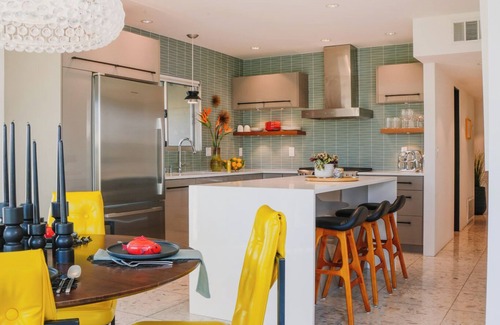 Palm Springs Condo | Mid-Century Luxury Condo near Downtown Palm Springs