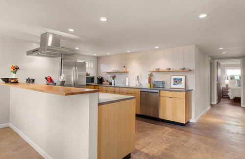 Northeast Santa Fe House | Mid- Century Modern/9 min from Opera/3 min to Plaza