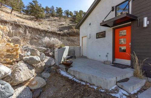 Salida House | Mid-century Modern Escape Hikingbiking Nearby!