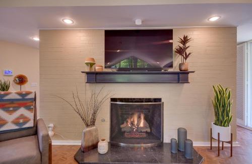 Amarillo House | Mid-Century Modern Home with Fire Pit and Gas Grill!