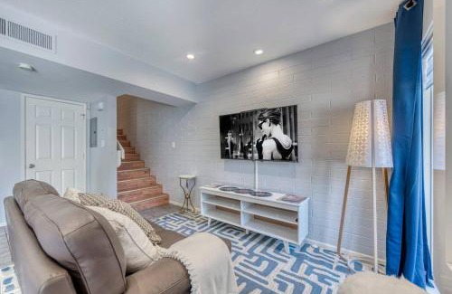 Alhambra House | Mid-century Modern In The Heart Of Phoenix!